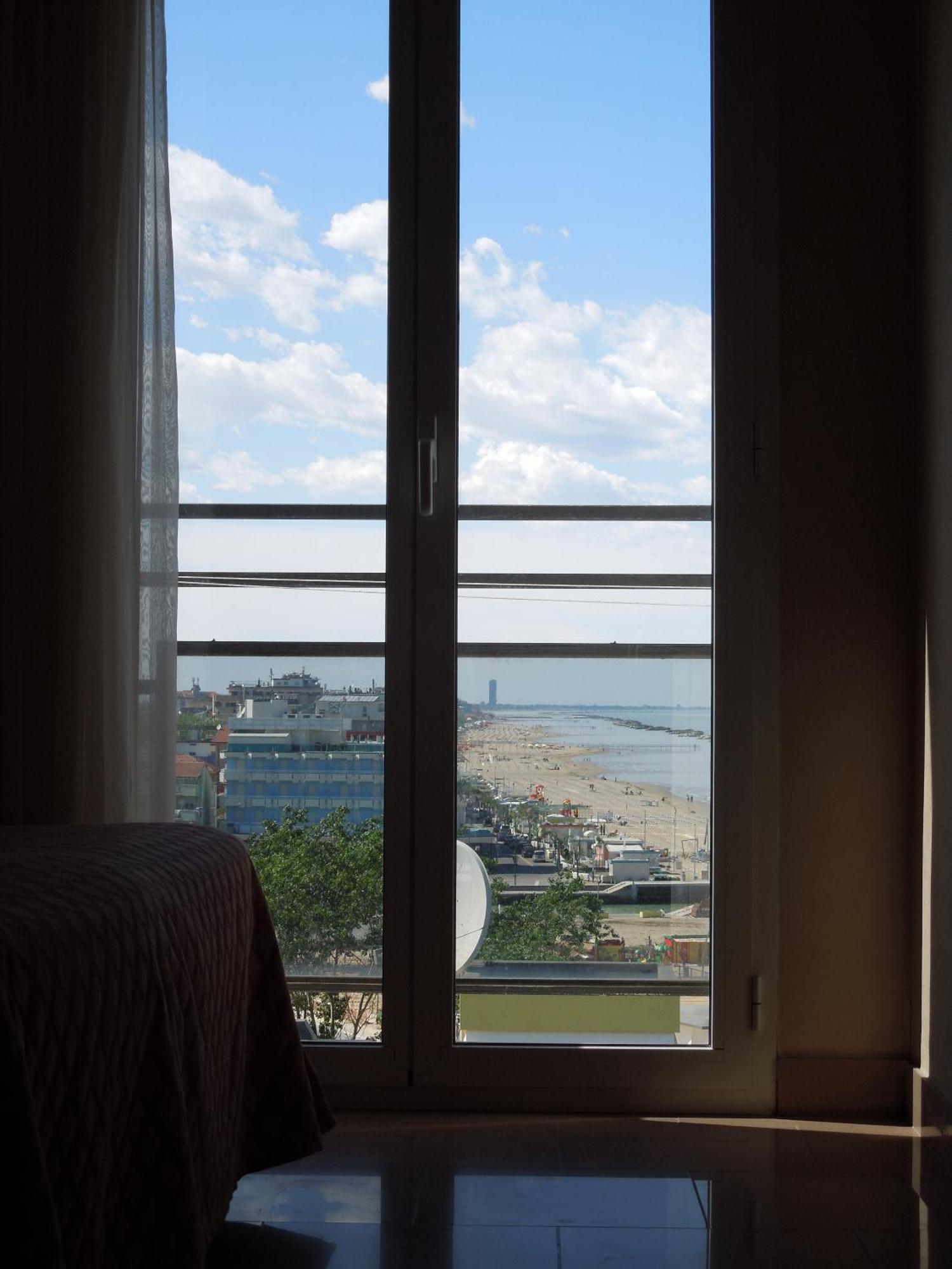 Hotel Mondial Bellaria-Igea Marina Exterior foto